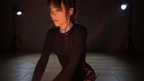 Snapshot of elly_fry chatting on 28, 12, 2024 Art Place online show from 28, 12, 2024