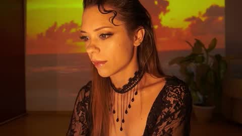 Snapshot of elly_fry chatting on 27, 9, 2025 Art Place online show from 27, 9, 2025