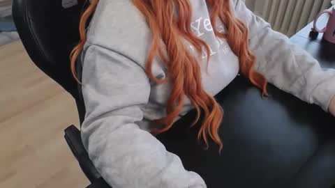 Elly online show from 31, 10, 2025