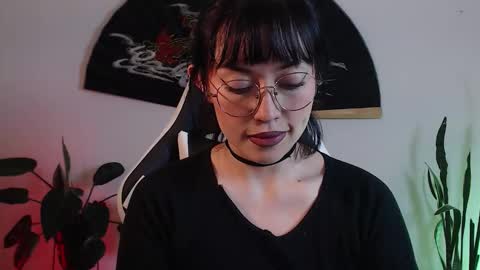 Snapshot of elly_uwuw chatting on 14, 1, 2026 Emy Castro online show from 14, 1, 2026