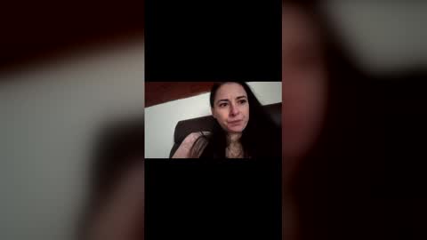 ellyadavis online show from 28, 11, 2025