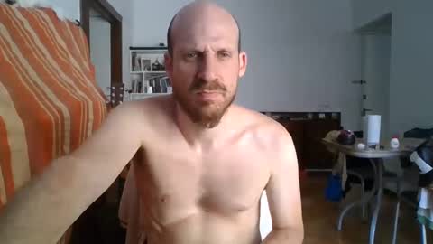 Snapshot of elmatirestrepo chatting on 2, 1, 2025 Mati Restrepo online show from 2, 1, 2025