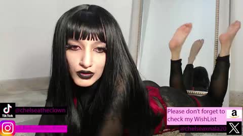 Snapshot of eloise_brown_ chatting on 7, 11, 2025 Chelsea Please help me to reach 100 thumbs up online show from 7, 11, 2025