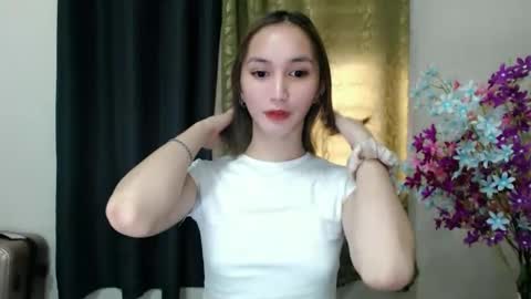 elora_charming online show from 13, 1, 2025