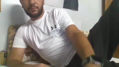 Snapshot of elphotographermedo chatting on 15, 10, 2025 Mr.M online show from 15, 10, 2025