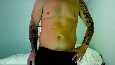 Snapshot of elpouto chatting on 23, 11, 2025 Elpouro online show from 23, 11, 2025