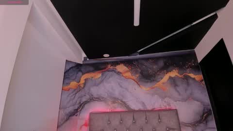 Elsa online show from 4, 2, 2026