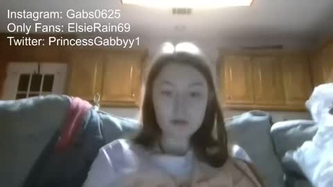 Elsie Rain online show from 21, 12, 2025