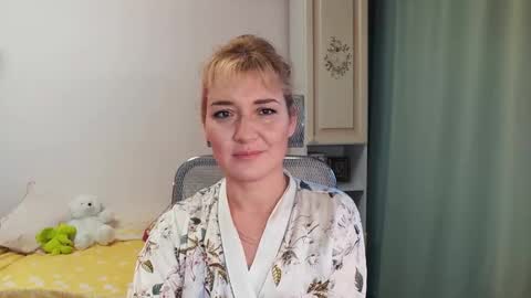 Elvira online show from 2, 12, 2024