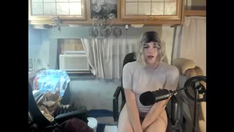 elvymay online show from 24, 10, 2025