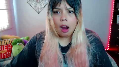 Snapshot of elymoon chatting on 13, 2, 2026 Ely online show from 13, 2, 2026