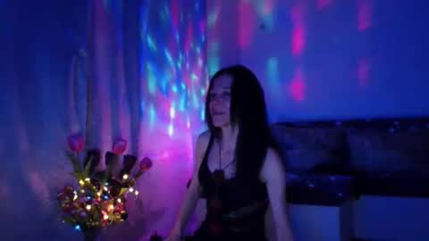 Elisa online show from 15, 2, 2025