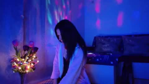 Elisa online show from 24, 2, 2025