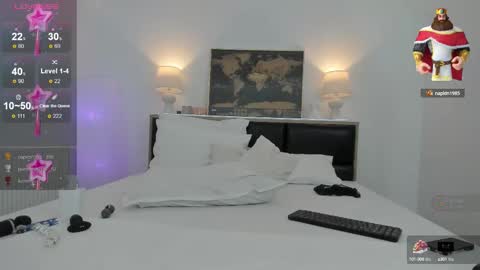 Snapshot of elysiastorm chatting on 12, 9, 2025 Elysia Storm online show from 12, 9, 2025