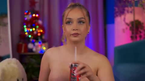 Elyssa online show from 13, 12, 2025