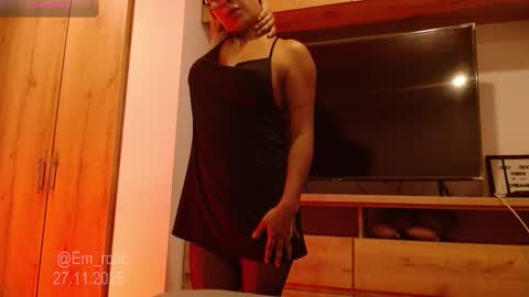 Snapshot of em_rotic chatting on 27, 11, 2025 Emilia online show from 27, 11, 2025