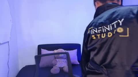 ema__miller online show from 6, 1, 2025