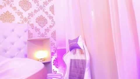 Snapshot of ema_lambert chatting on 21, 2, 2026 Ema Lambert online show from 21, 2, 2026