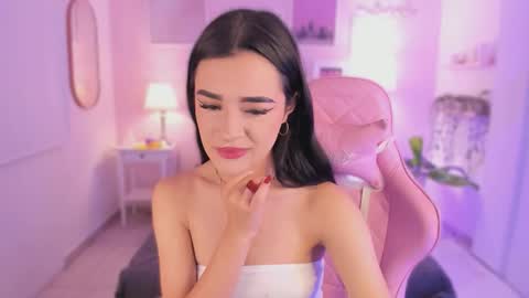 Snapshot of ema_soul chatting on 19, 11, 2025 emma soul online show from 19, 11, 2025