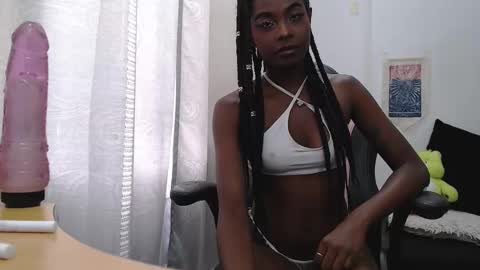 Snapshot of emaa_jones_ chatting on 12, 3, 2026 Ema Jones online show from 12, 3, 2026