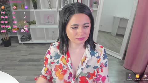 EmaBrownie online show from 2, 2, 2025