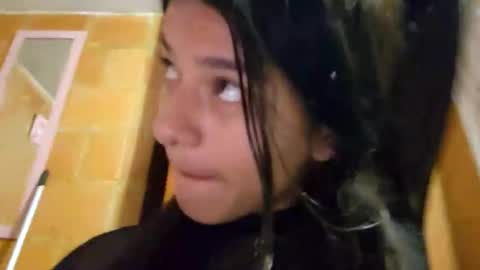 Snapshot of emalu_jones chatting on 24, 3, 2026 Ema Luna online show from 24, 3, 2026