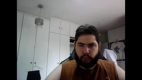 embarrassed_str8_3incher online show from 14, 11, 2025