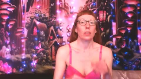 Ember Starleena online show from 9, 2, 2025