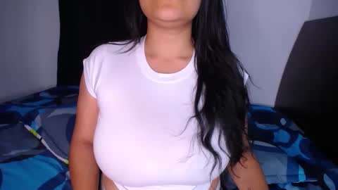 Snapshot of ember_wanda_ chatting on 30, 1, 2025 Ember and Wanda online show from 30, 1, 2025