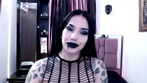 Emerald Black online show from 19, 12, 2024