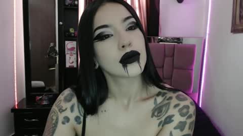 Emerald Black online show from 8, 2, 2025