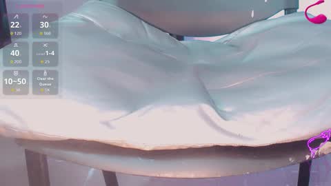 Snapshot of emeli_roushot chatting on 12, 11, 2025 Emeli online show from 12, 11, 2025