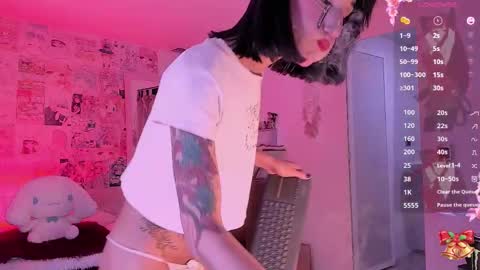 Emely Rous online show from 6, 1, 2026