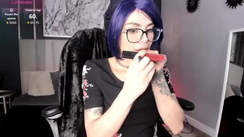 Esmeralda online show from 14, 11, 2025