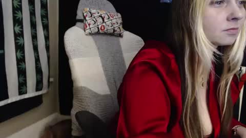 Snapshot of emeraldstrawberri chatting on 15, 1, 2026 emeraldstrawberri online show from 15, 1, 2026