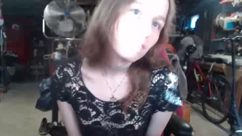 Emerald online show from 27, 10, 2025