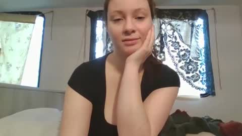 EmerieSkye online show from 14, 1, 2025