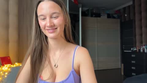 Snapshot of emi__ly chatting on 16, 1, 2026 emi__ly online show from 16, 1, 2026