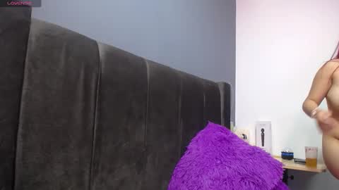 Snapshot of emi_candi chatting on 18, 1, 2025 emi online show from 18, 1, 2025
