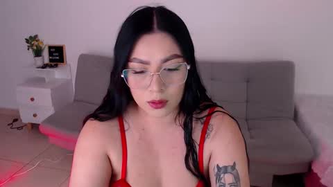 emi_carter online show from 25, 9, 2025