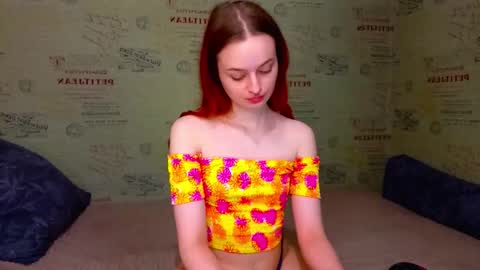 Snapshot of emi_less chatting on 21, 3, 2026 Emi online show from 21, 3, 2026