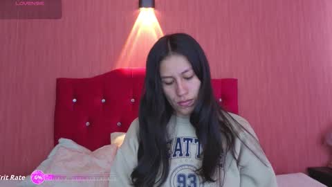 Emilia Gomez online show from 29, 9, 2025