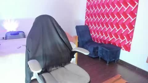 Emi online show from 6, 3, 2026