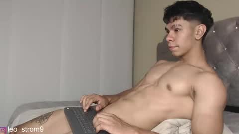 emile_239 online show from 2, 3, 2025