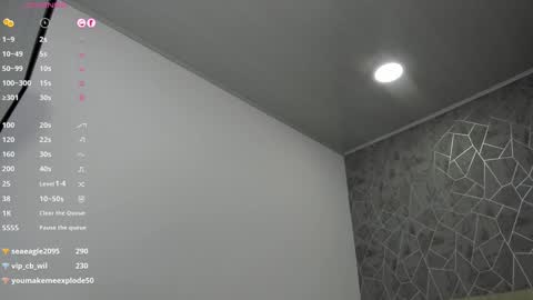 Snapshot of emili_lenus chatting on 7, 2, 2025 Emili Lenus online show from 7, 2, 2025