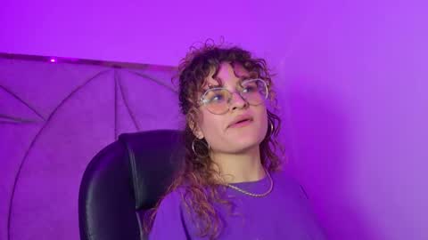 Emy  online show from 8, 10, 2025