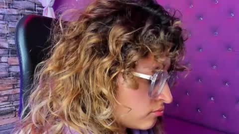 Emy  online show from 3, 2, 2026