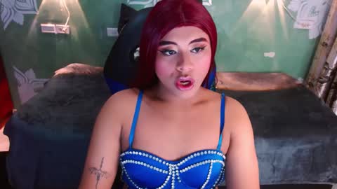 Emili roux online show from 14, 1, 2025