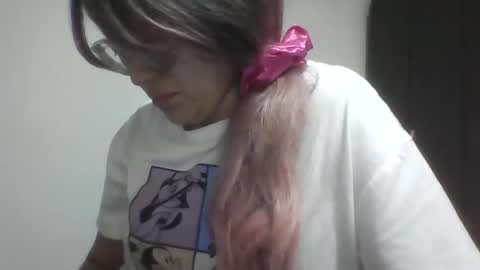 emiliahoney online show from 5, 2, 2026