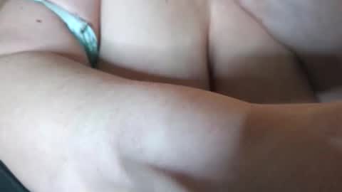 Snapshot of emiliefoxx chatting on 1, 12, 2025 emilie foxx online show from 1, 12, 2025